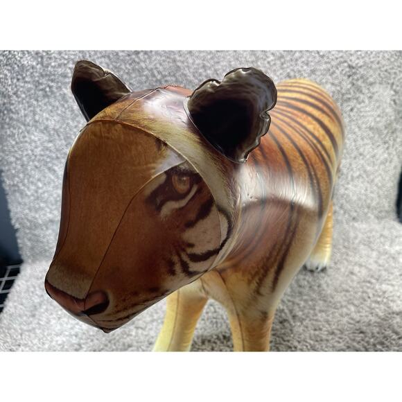 Realistic Inflatable Tiger Jungle Animal Wildlife Safari Toy Party Decoration - Picture 1 of 12
